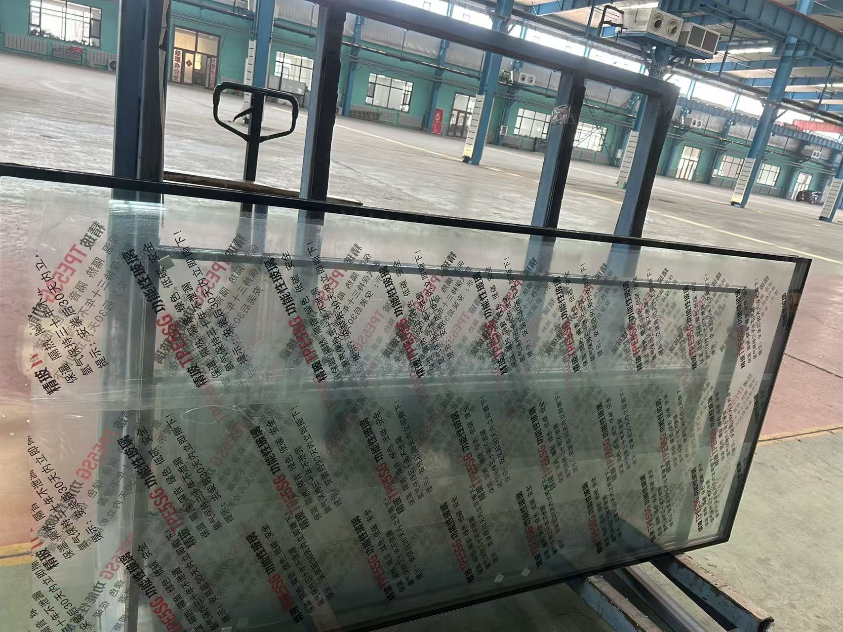 黔东南苗族侗族自治州玻璃源头工厂彩轴玻璃 - 一站式服务